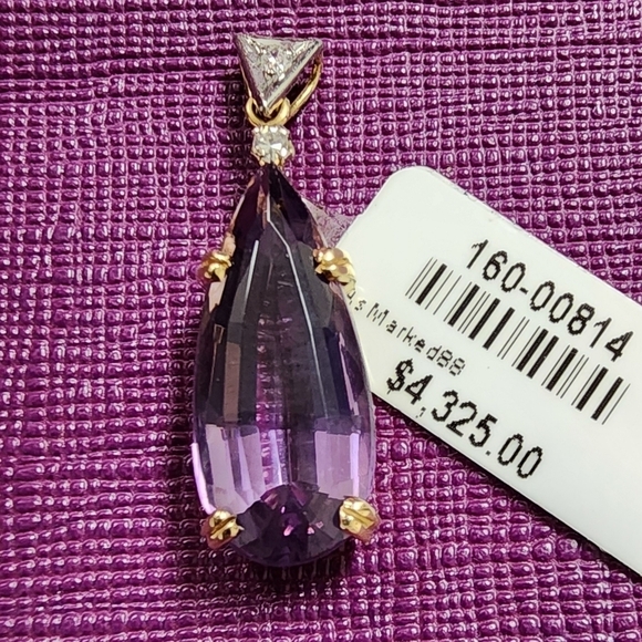 Elegant Purple Teardrop Pendant - Picture 1 of 12